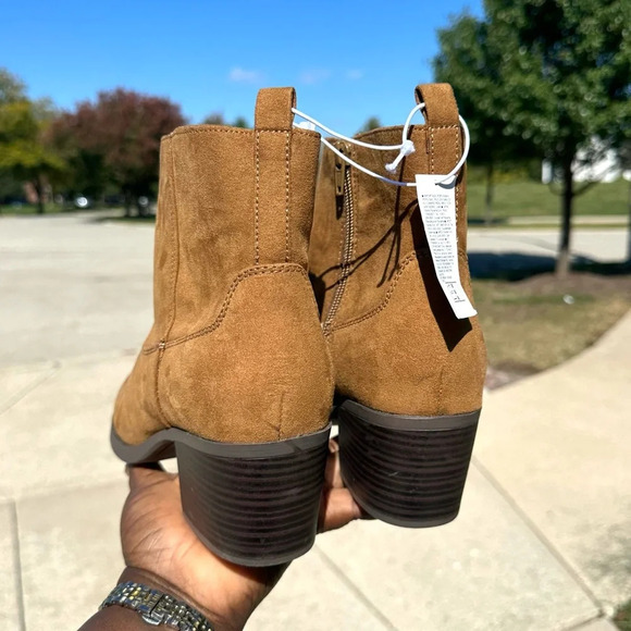 Old Navy Women’s Faux Suede Western Ankle Booties‎ Size 10 Bourbon - Picture 10 of 13